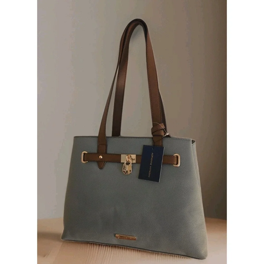 Beautiful NWT ADRIENNE VITTADINI Compartment Satchel Handbag + Pouch MSRP $190‎